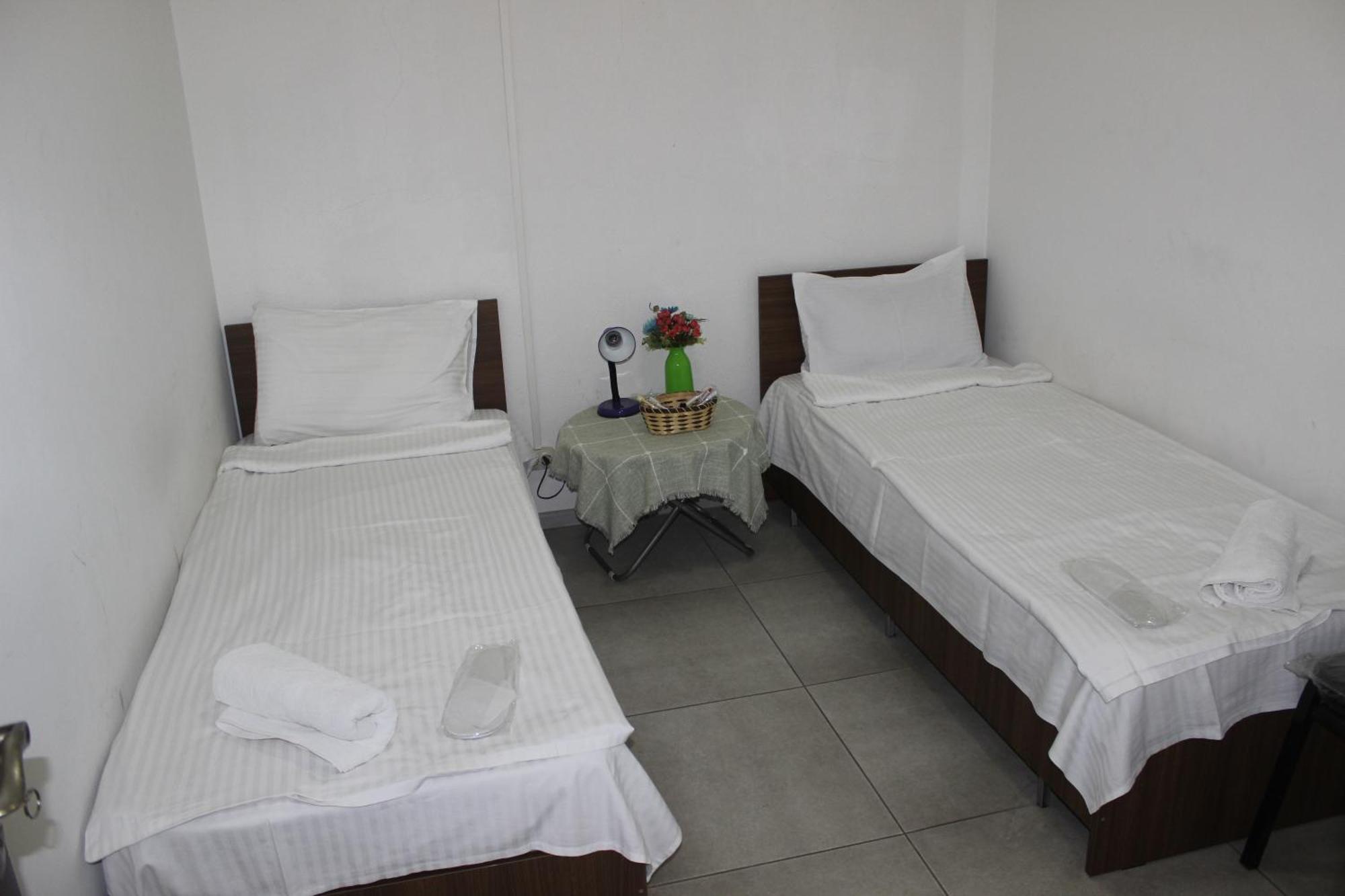 Hostel Near The Square Tbilisi Exteriör bild