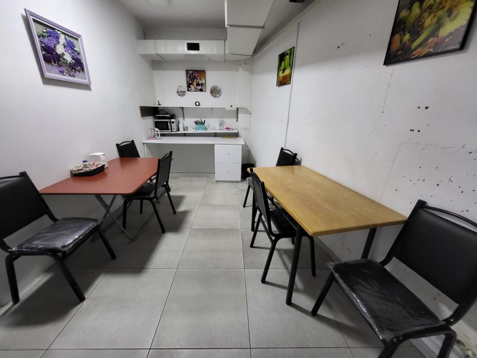Hostel Near The Square Tbilisi Exteriör bild