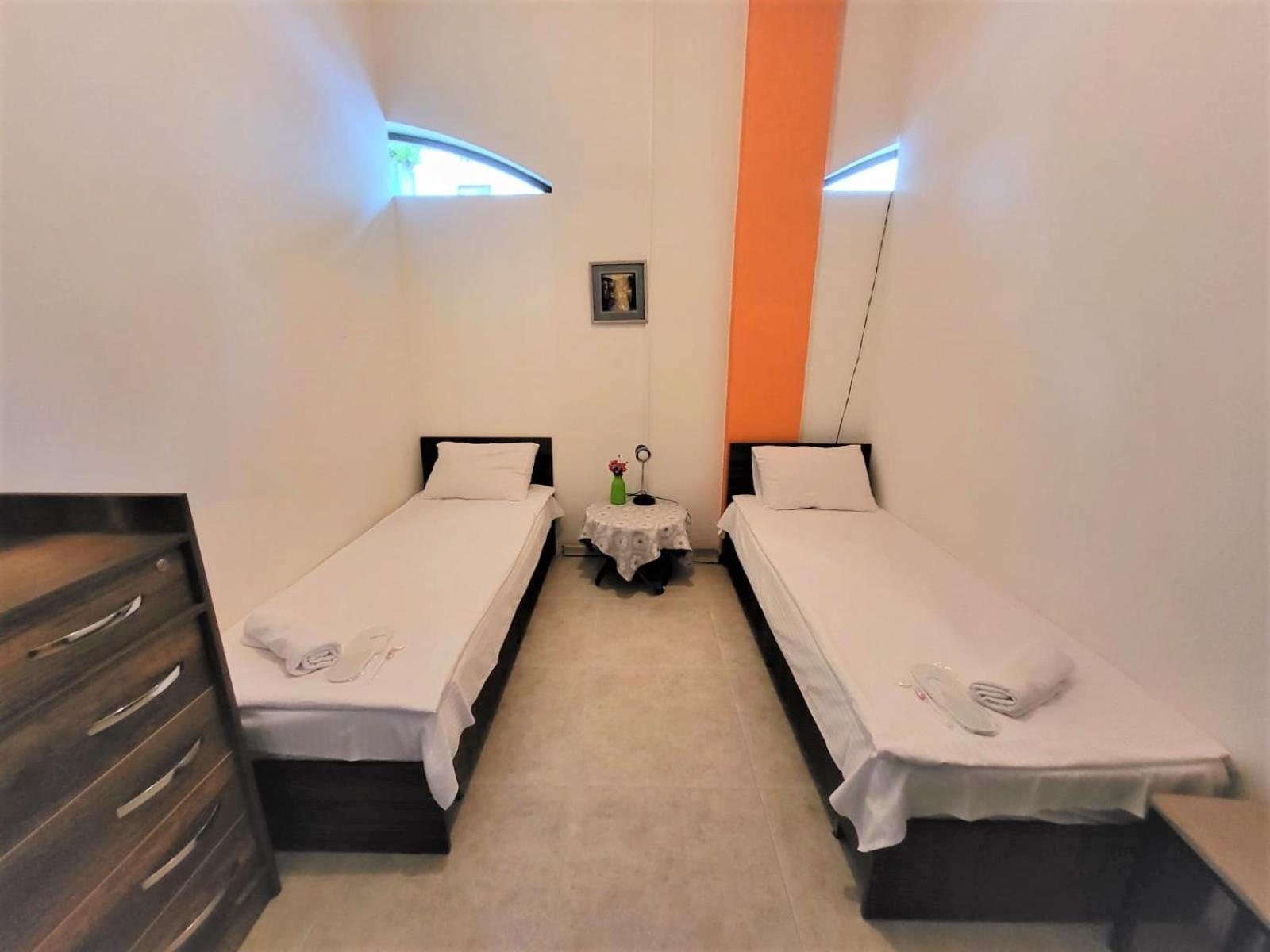 Hostel Near The Square Tbilisi Exteriör bild